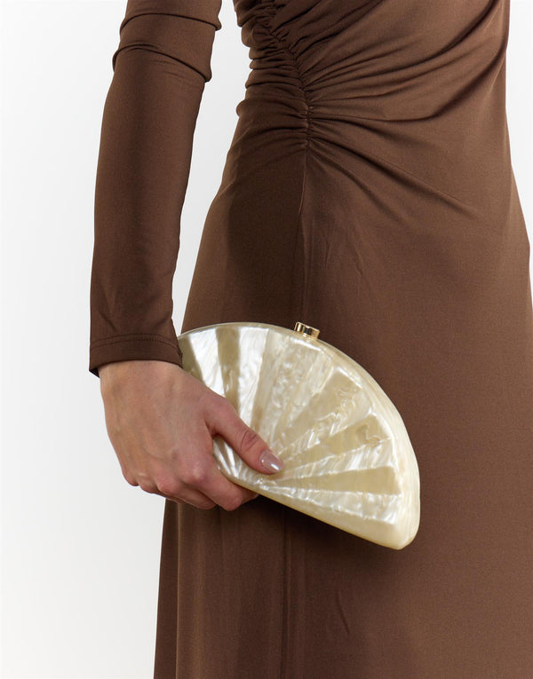 Oyster Clutch with Sling Chain Bag - Cream